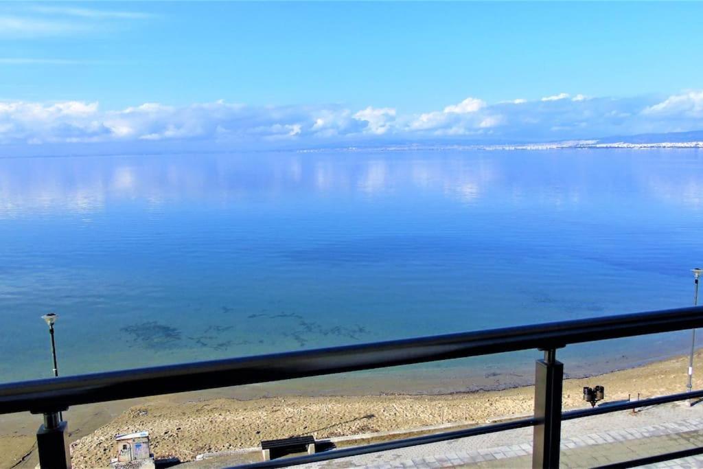 PeraíaPerea Sea Viewアパートメント エクステリア 写真